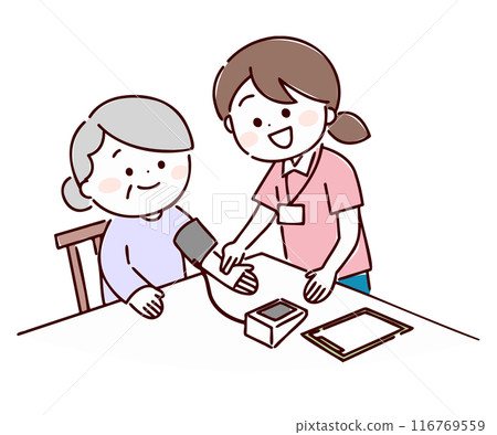 護理師正在測量老年婦女的血壓 116769559