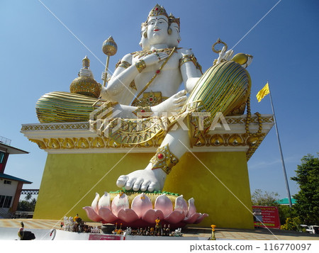 Pink Ganesha, Wat Saman Rattanaram, Chachoengsao, Thailand Pink Ganesha, Wat Saman Rattanaram, Chachoengsao, Thailand 116770097