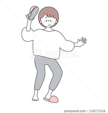 一名短髮女子彎腰握住拖鞋，試圖趕走一隻蟑螂。 116771516