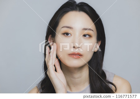 Asian Beauty 116771577