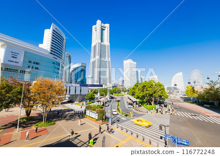 Yokohama Sakuragicho Station front 116772248