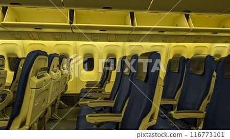 airplane airplane 116773101