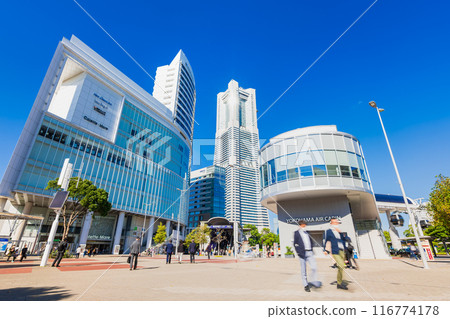 Yokohama Sakuragicho Station front 116774178