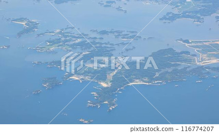 airplane airplane 116774207