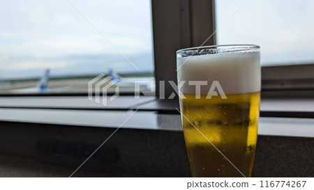 airplane airplane 116774267
