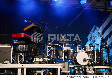 Empty Stage with Microphone and Drum Set Empty Stage with Microphone and Drum Set 116775664