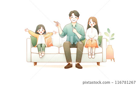 放鬆在沙發的家庭 116781267