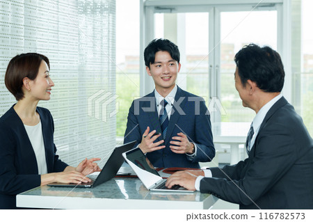 Business people, conference, meeting Business people, conference, meeting 116782573