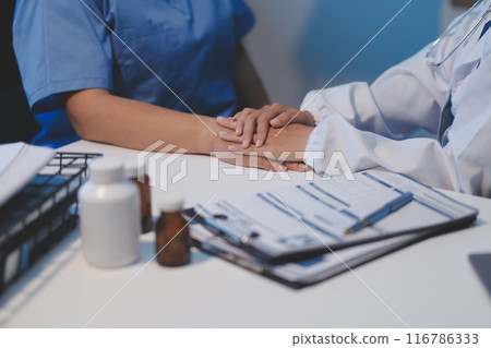 Asian female medical doctor use stethoscope to listen examine check senior elderly patient heart Asian female medical doctor use stethoscope to listen examine check senior elderly patient heart 116786333