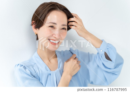 中女護髮 116787995