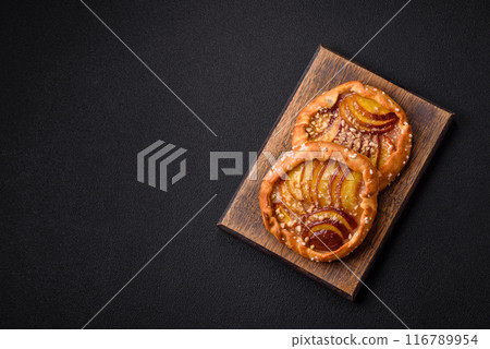 Delicious sweet crispy galettes with fruits and cinnamon 116789954