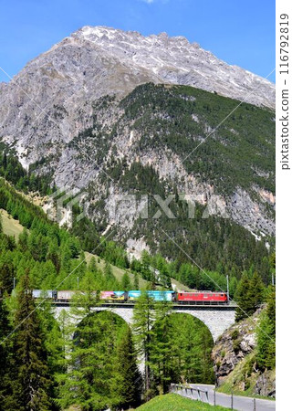 On steep slopes, braking continues to occur to prevent overspeeding. 116792819