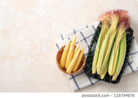 Corn tips, corn shoots, vegetables, baby corn husk 116794656