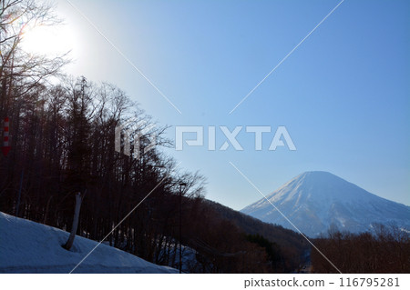 The graceful and magnificent Ezo Fuji "Shiribeshi Mountains and Rear Yotei Mountain" 116795281