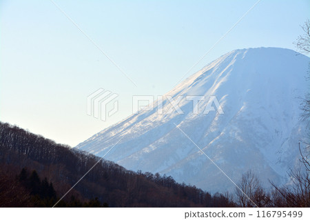 The graceful and magnificent Ezo Fuji "Shiribeshi Mountains and Rear Yotei Mountain" The graceful and magnificent Ezo Fuji "Shiribeshi Mountains and Rear Yotei Mountain" 116795499