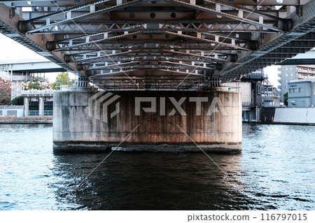 Sumida River, bridge pier, reinforced concrete, water surface, under the elevated track, Tobu Isesaki Line 116797015