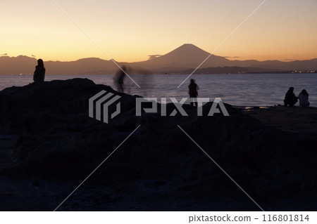 江之島的黃昏 神奈川縣旅遊局 116801814