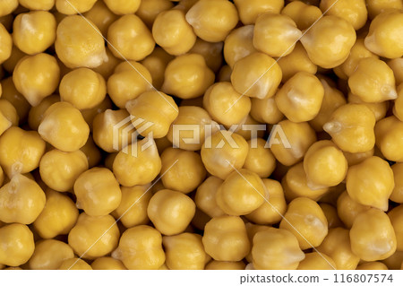 wet chickpeas porridge during cooking 116807574