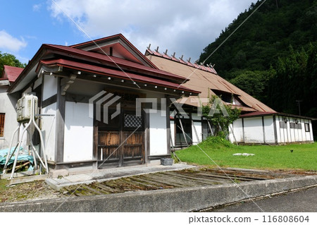 [Daisen City: Zashiki-warashi Inn: Karamatsu Onsen "Karamatsu Sanso" Tobei-yashiki, a villa] 116808604