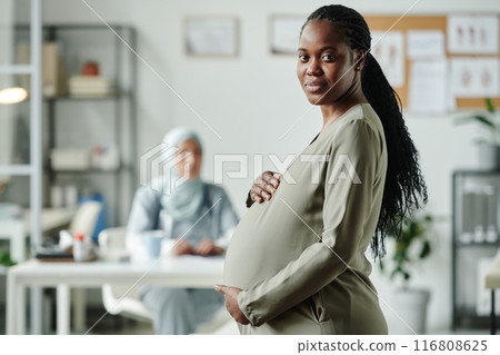 Young pregnant African American woman 116808625