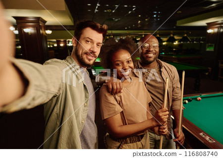 Taking selfie and enjoying leisure 116808740