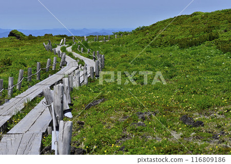 Akita Komagatake Boardwalk 03 Akita Komagatake Boardwalk 03 116809186