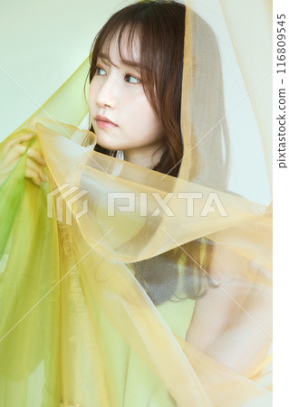 夏天的女人肖像 116809545