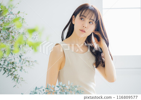 Hair care image for young women Hair care image for young women 116809577