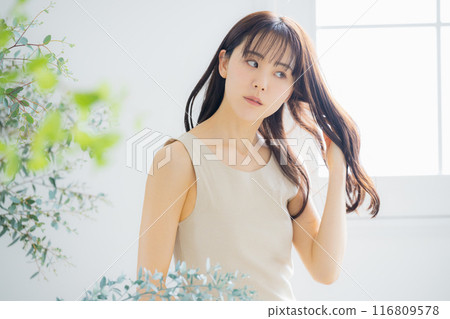 Hair care image for young women Hair care image for young women 116809578