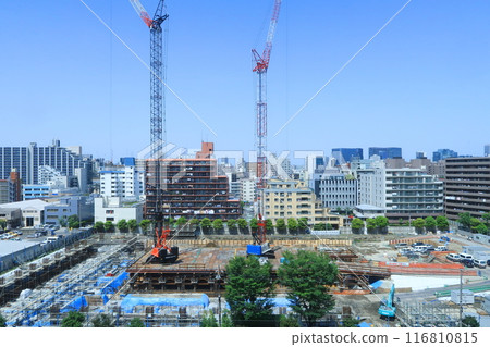 High-rise apartment building construction site High-rise apartment building construction site 116810815