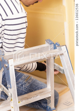 Interior construction: Putty processing Interior construction: Putty processing 116812536