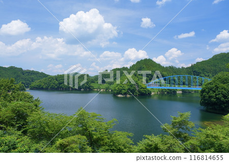 The blue bridge over Lake Shorenji in Mie Prefecture The blue bridge over Lake Shorenji in Mie Prefecture 116814655