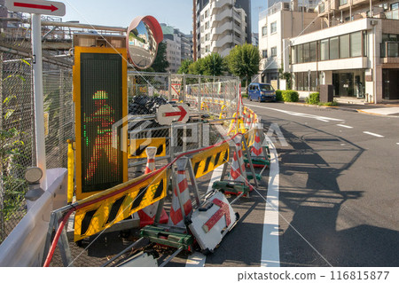 Electric bulletin board during road construction 116815877