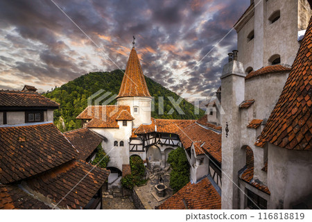Bran Castle at sunset. The famous Dracula's castle in Transylvania, Romania 116818819