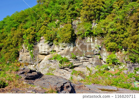 Chichibu Sekibeki: Sheer cliffs created by nature 116820711
