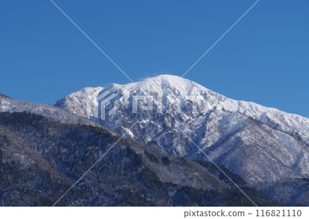 Mt. Arashiyama seen from Ono City in winter 116821110