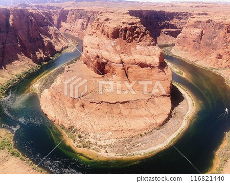 The mighty rocks and river at Horseshoe Bend, Arizona, USA 116821440