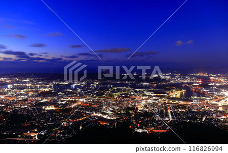 [Fukuoka Prefecture] Night view of Kitakyushu City (Sarakurayama Observation Deck) 116826994