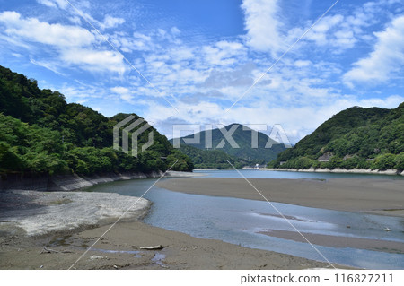 Lake Tanzawa scenery 116827211