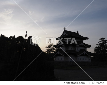 Hirosaki Castle and Mount Iwaki 116829254