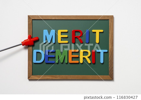 A blackboard and a pointer showing the advantages and disadvantages A blackboard and a pointer showing the advantages and disadvantages 116830427