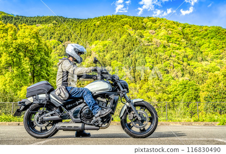 Sagamihara city touring on a large motorcycle 116830490