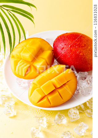 Fresh fruit mango Fresh fruit mango 116831028