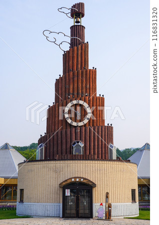 Pigeon Clock Tower "Kamurin" / Roadside Station Onneyu Onsen 116831320