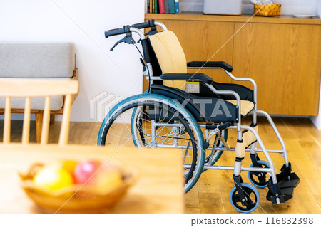 帶輪椅的房間 116832398
