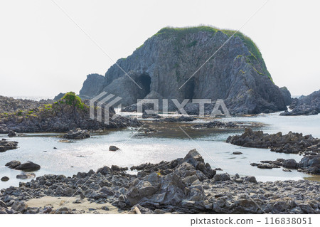 青森縣深浦町滋岩守山海岸 116838051