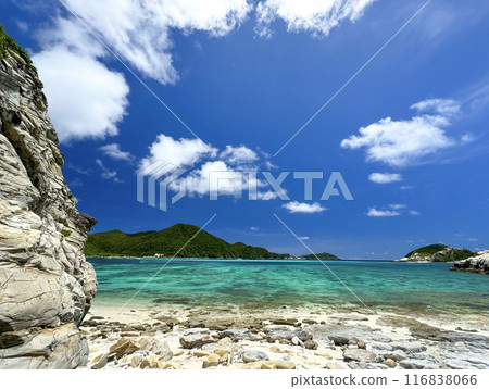 Okinawa in midsummer: Kerama Islands, Tokashiki Island, Aharen Beach with outstanding transparency Okinawa in midsummer: Kerama Islands, Tokashiki Island, Aharen Beach with outstanding transparency 116838066