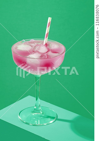 glass of cocktail 116838076