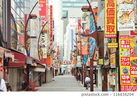 早上的上中商店街 116838204