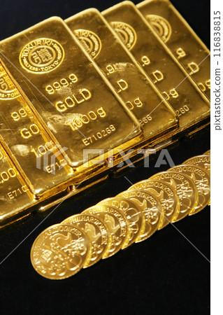 Gold ingot Gold ingot 116838815